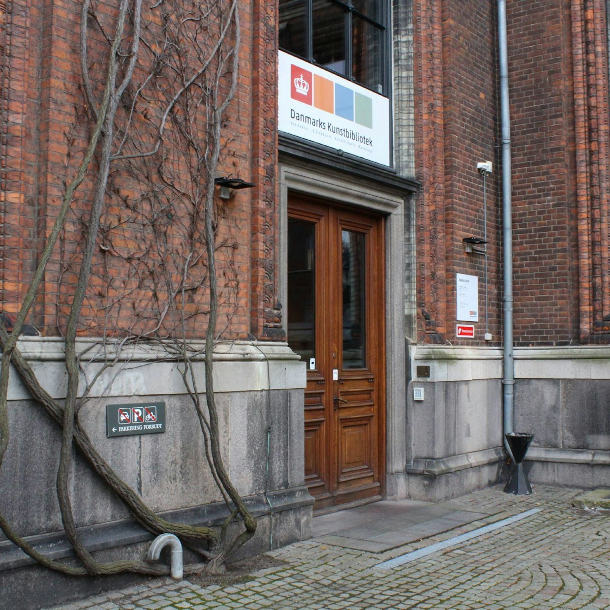 Danmarks Kunstbibliotek, library inner entrance