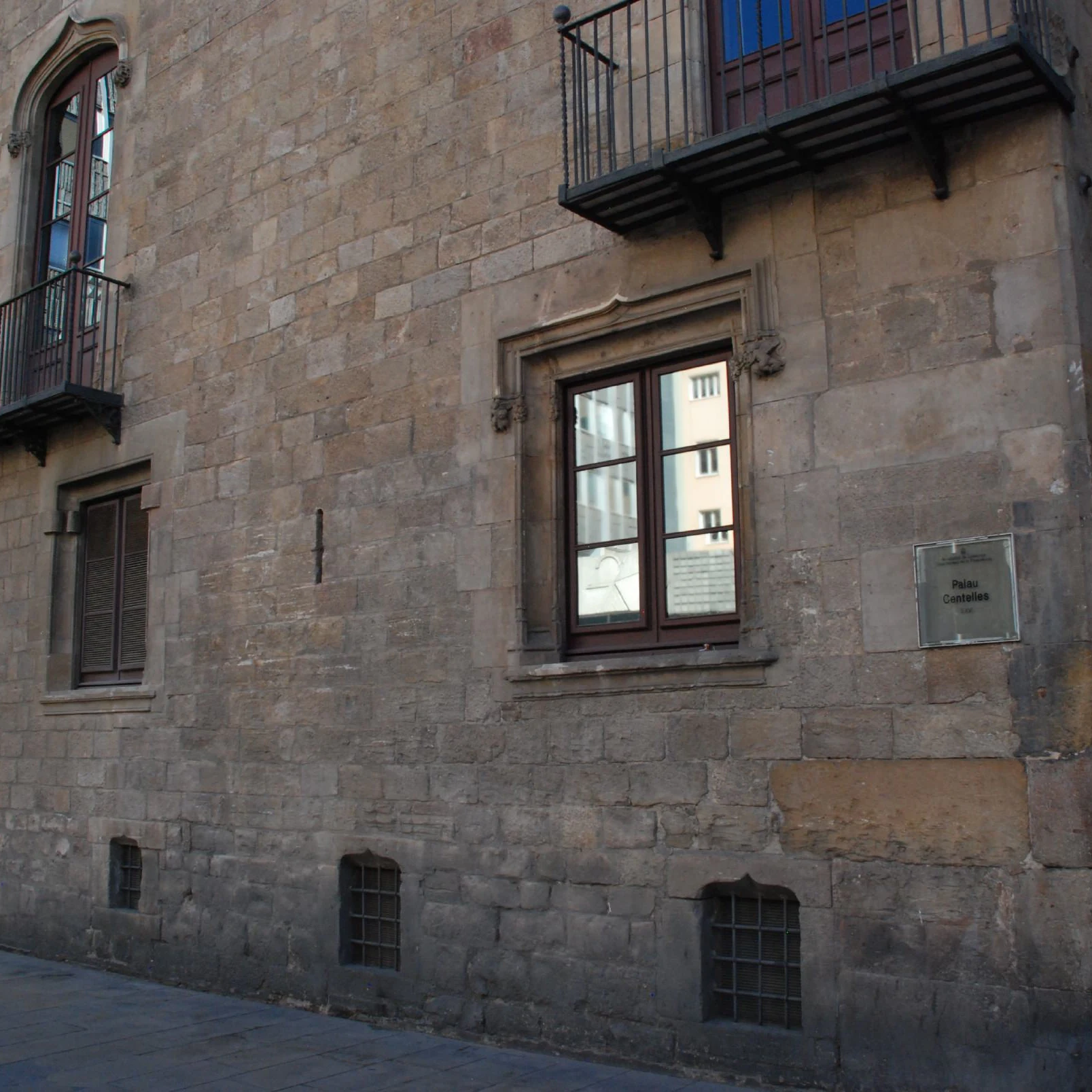 Close up of side view of Palau Centelles