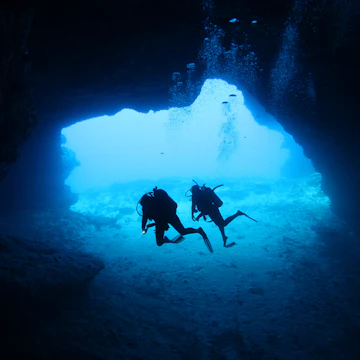 Shark Tooth Cave