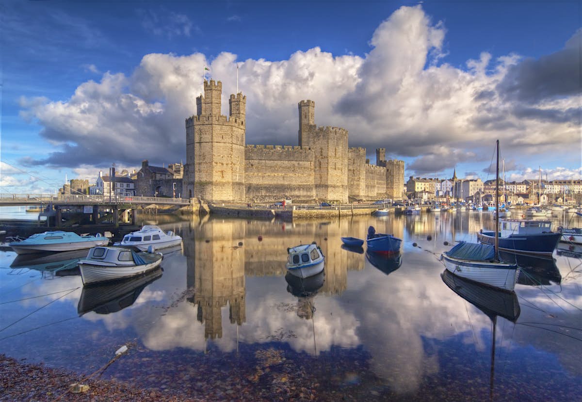 Caernarfon Castle Caernarfon, Wales Attractions Lonely