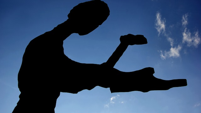 Frankfurt fair - hammering man