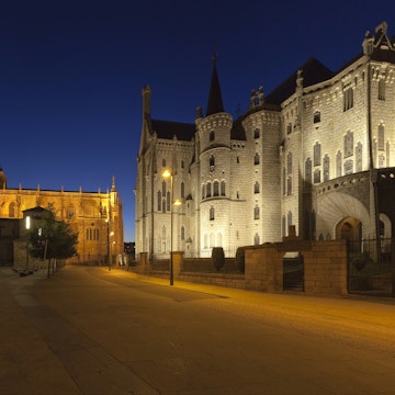 Cathedral and Episcopal Palace at night, Astorga, Castile and Leon, Spain