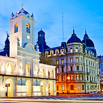Cabildo de Buenos Aires, Plaza de Mayo