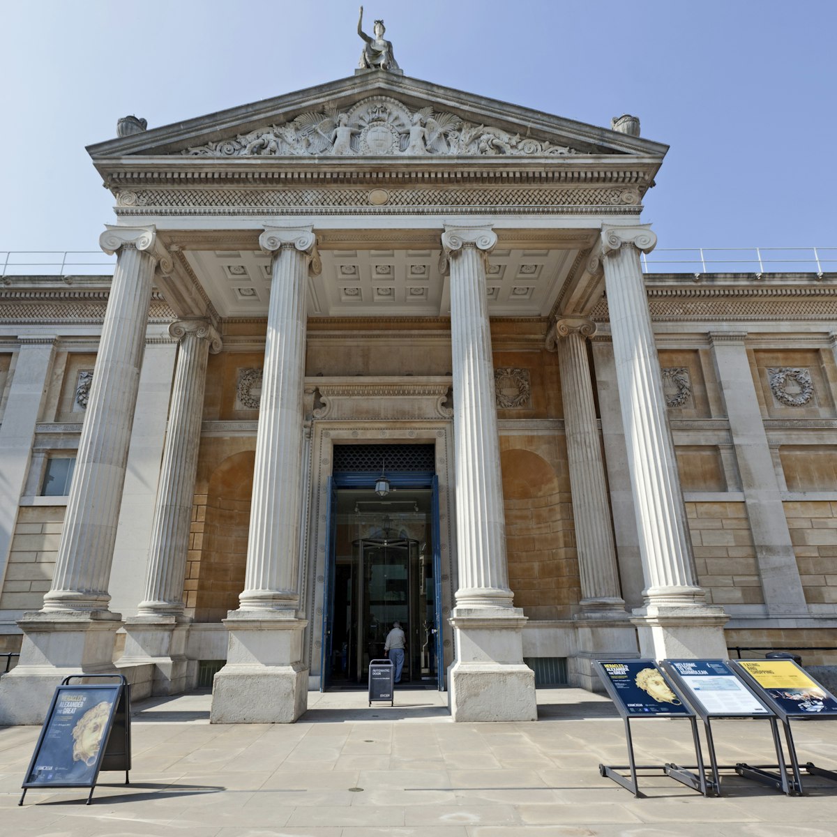 Front entrance to the Ashmolean Museum in Beaumont Street.