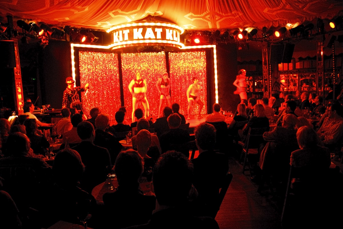 'Cabaret' being performed at Bar Jeder Vernunft.