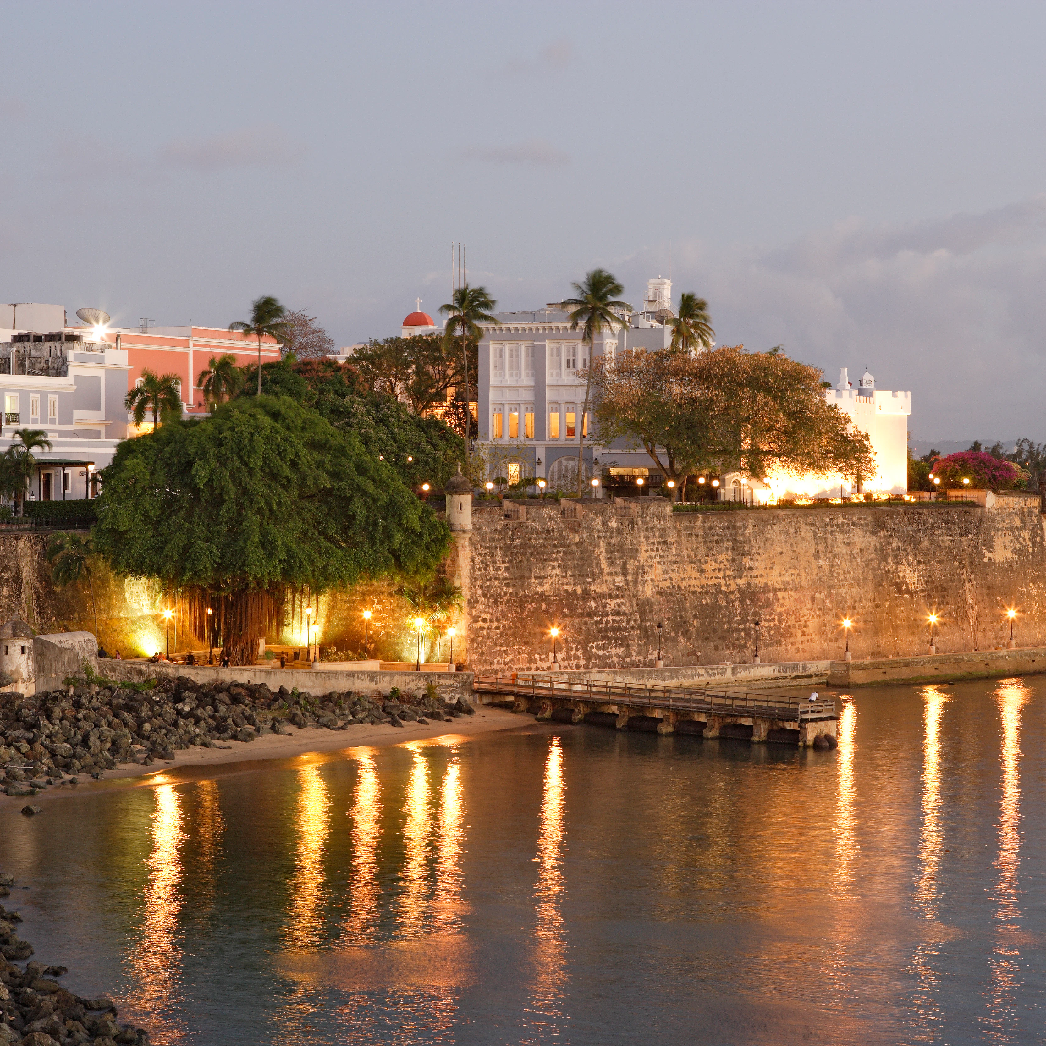 El Moro fort walls on Puerta de San Juan.