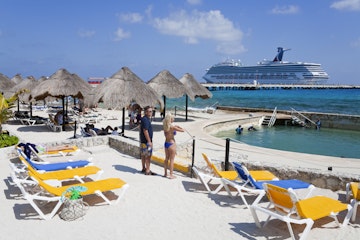 Dolphin pool in Costa Maya cruise terminal