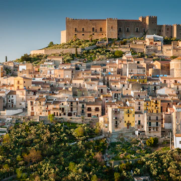 Caccamo Town