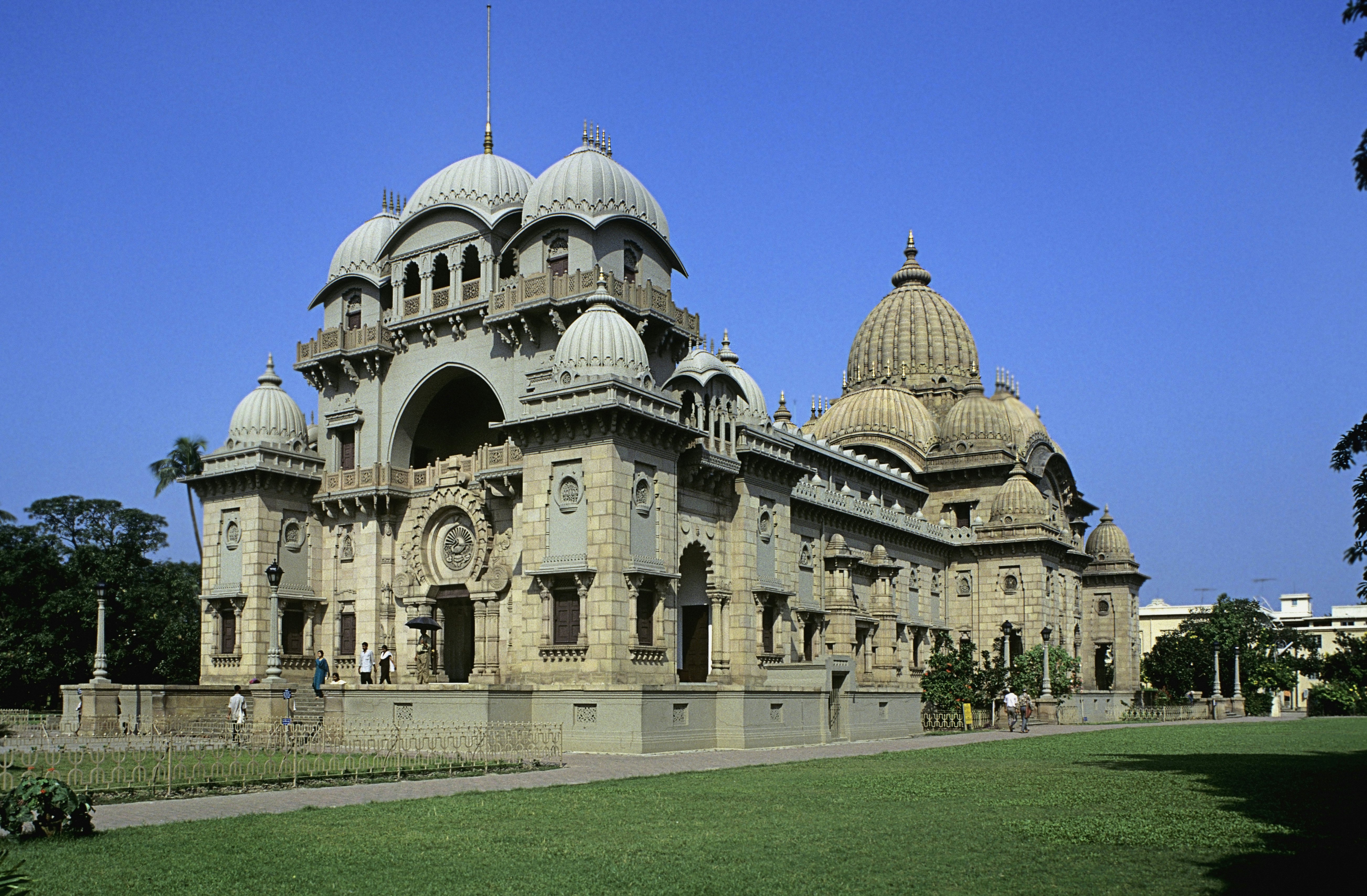 Belur Math in Calcutta, West Bengal, India. (Photo by: IndiaPictures/UIG via Getty Images)