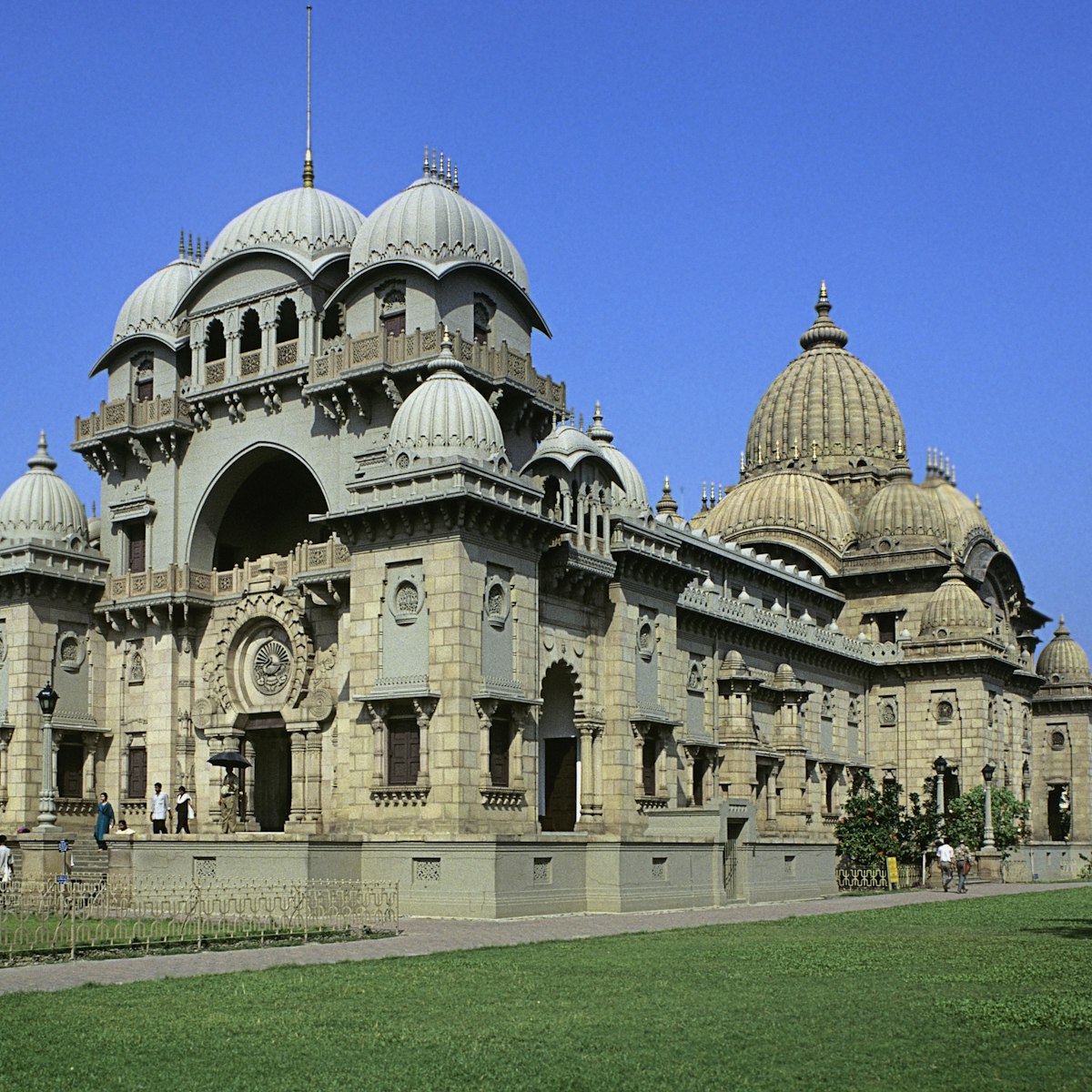 Belur Math in Calcutta, West Bengal, India. (Photo by: IndiaPictures/UIG via Getty Images)
