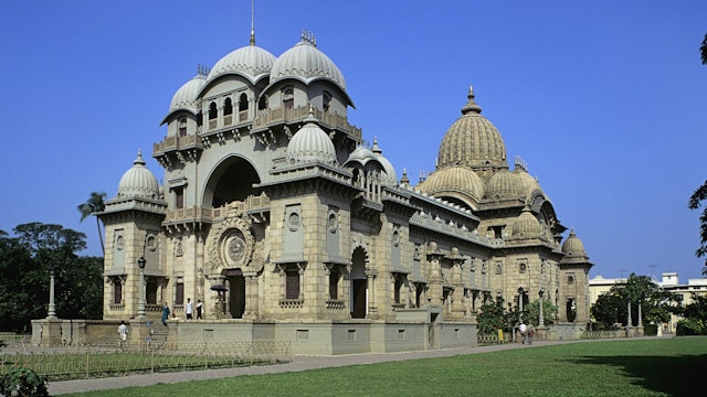 Belur Math in Calcutta, West Bengal, India. (Photo by: IndiaPictures/UIG via Getty Images)