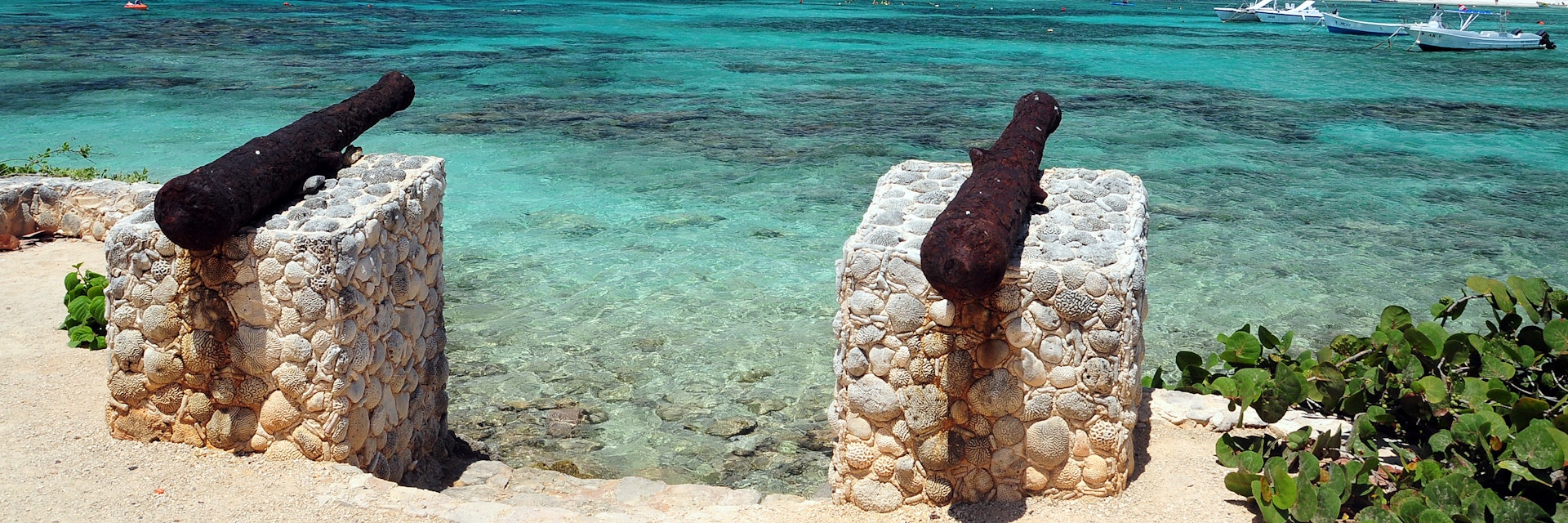 Cannons in Akumal