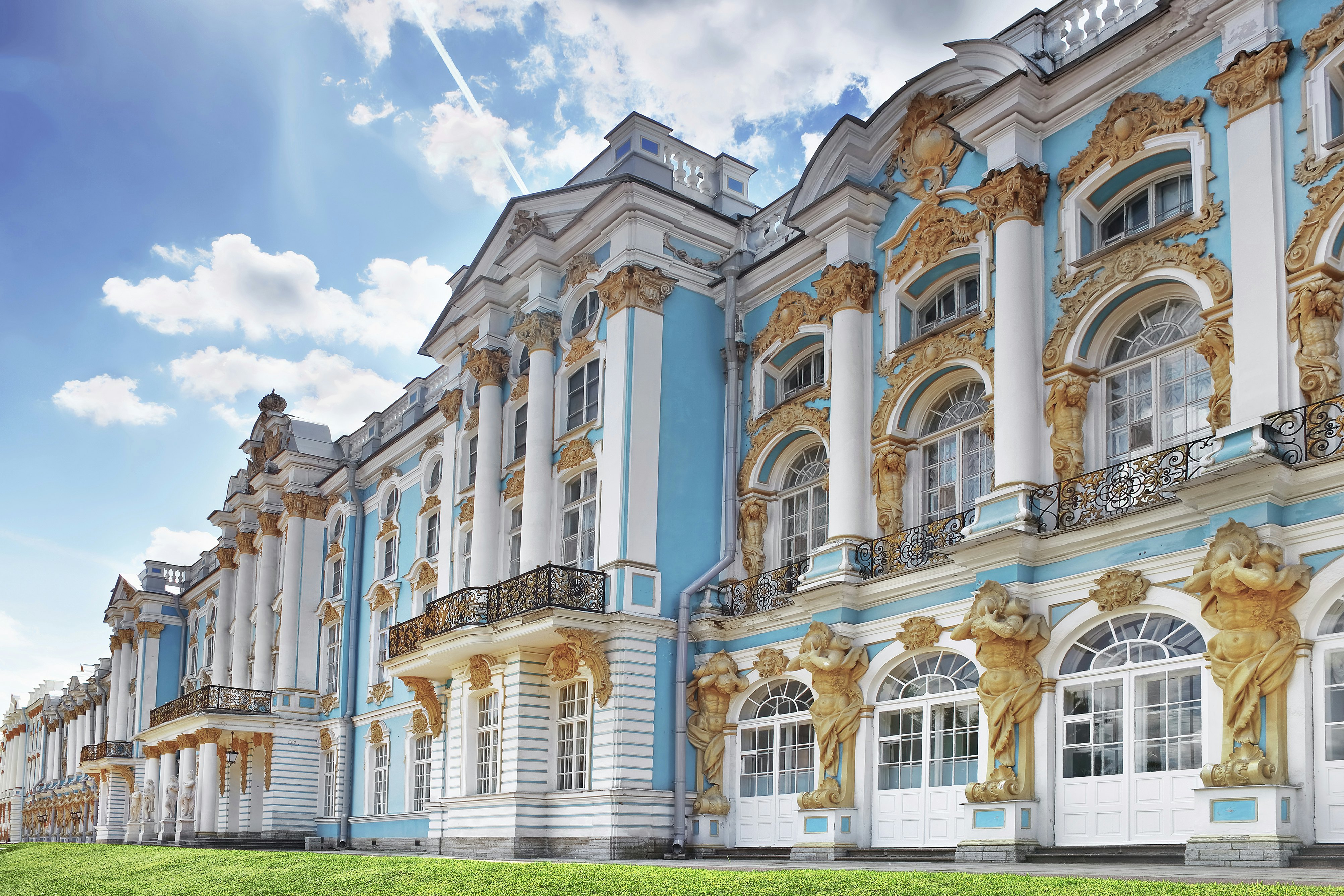 Katherine's Palace hall in Tsarskoe Selo (Pushkin).