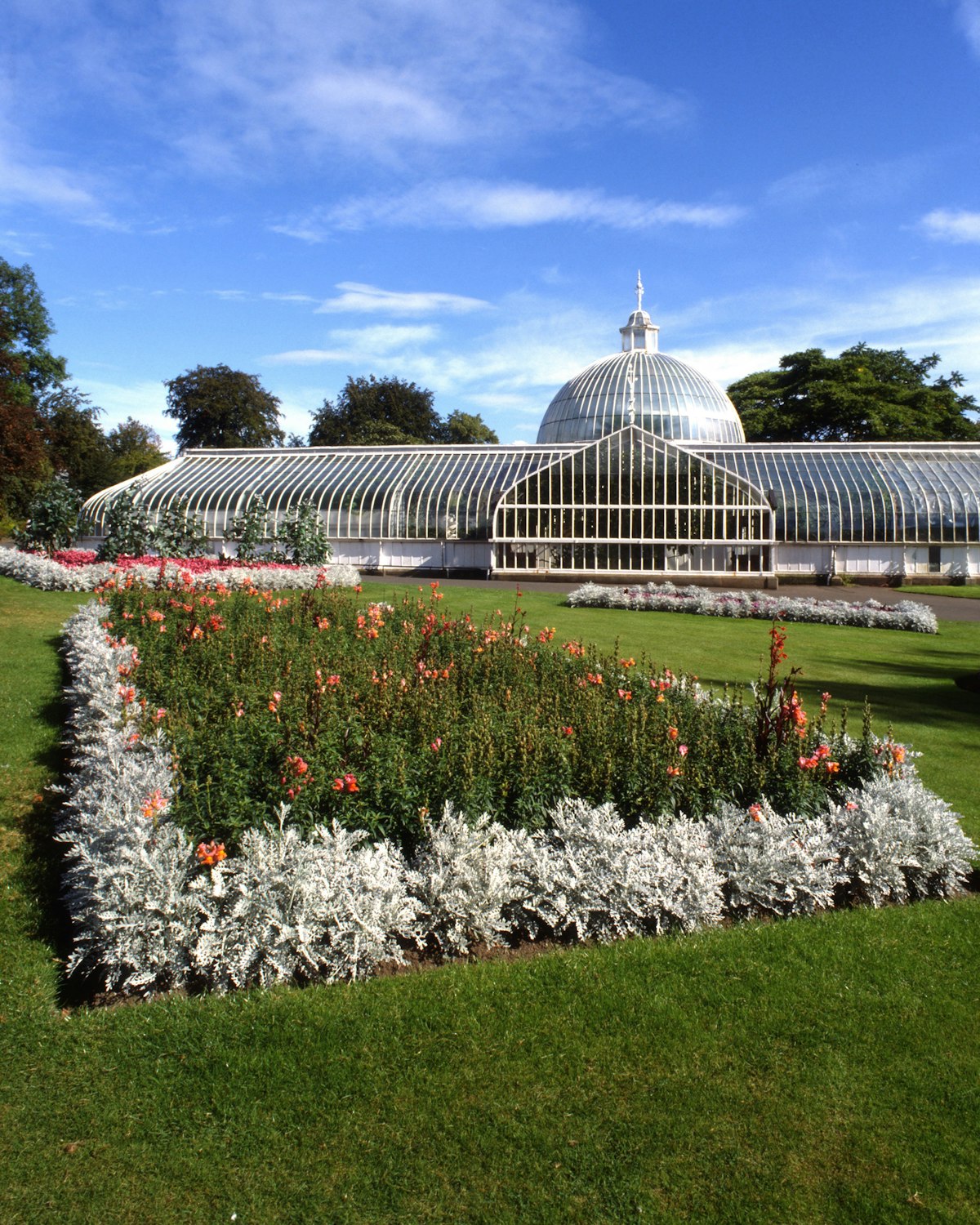 Glasgow Botanic Gardens and Kibble Palace, Glasgow, Scotland, United Kingdom. (Photo by: UIG via Getty Images)