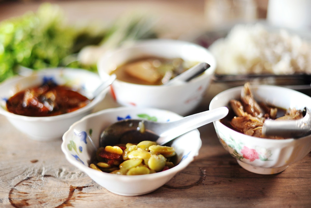 Traditional Burmese food