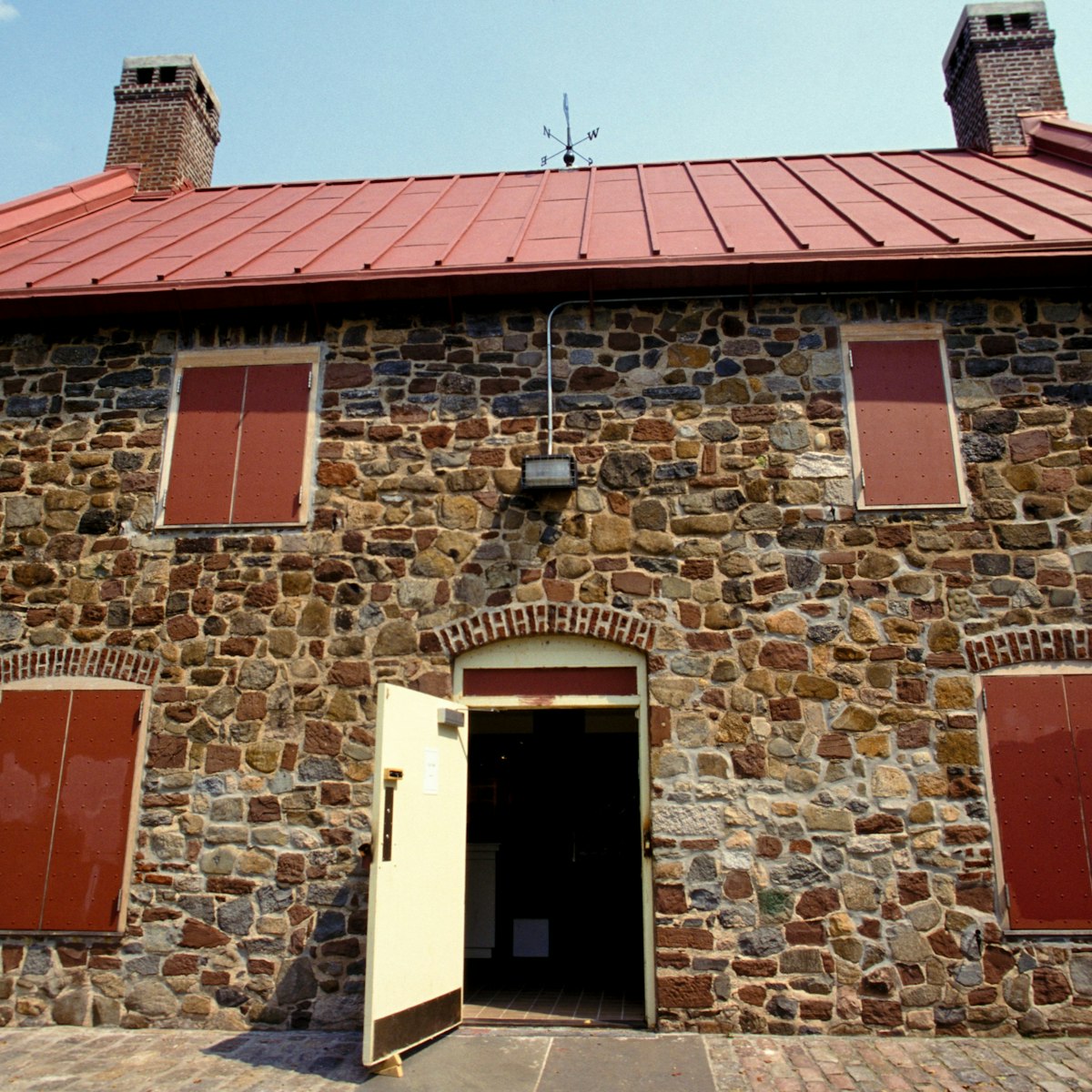 New York, New York, Brooklyn, The Old Stone House, Replica Of Original From Revolutionary War. (Photo by Education Images/UIG via Getty Images)