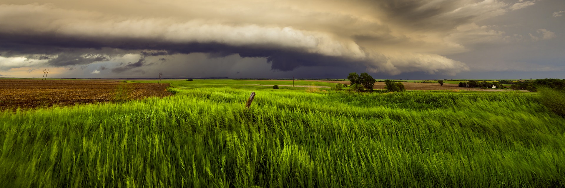 Tornadic storm ride cloud, Kansas