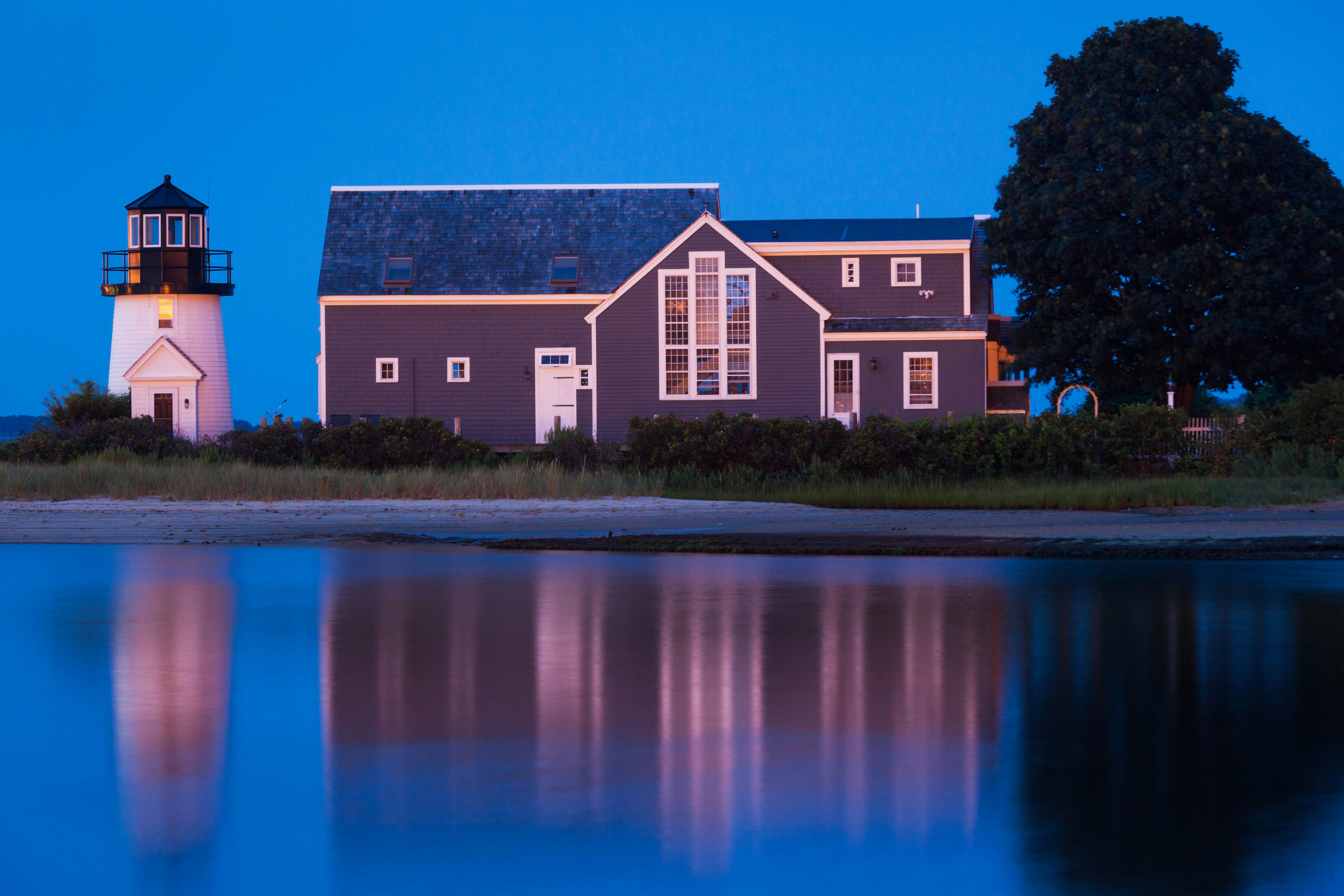 Hyannis travel USA Lonely