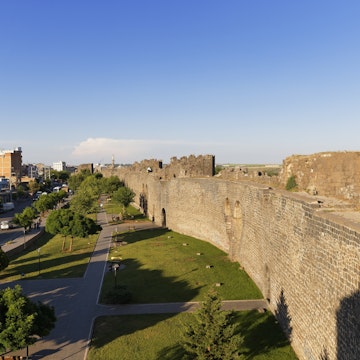 Turkey, Diyarbakir, view to city wall