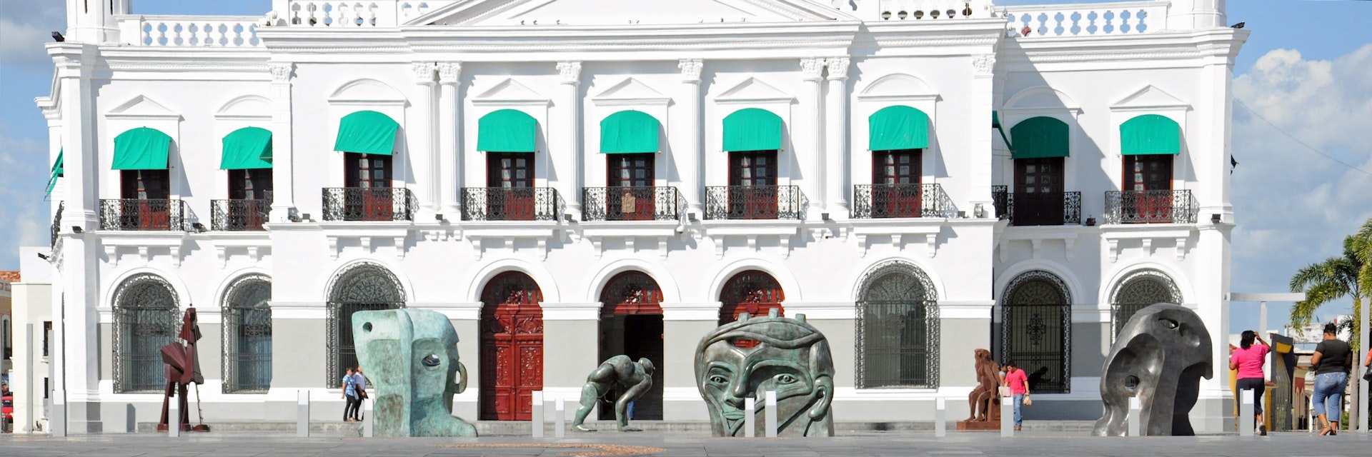 Palacio de Gobierno and Plaza, Villahermosa