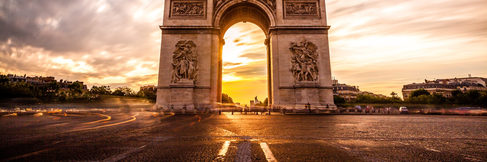 Coucher de l'Arc de Triomphe de l'Ã©toile Ã  Paris