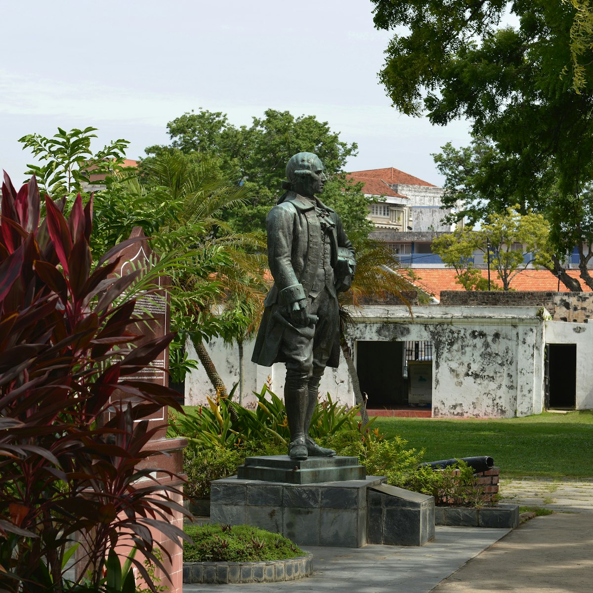 (GERMANY OUT) Statue Franicis Light, Fort Cornwallis, Georgetown, Penang, Malaysia  (Photo by SchÃ¶ning/ullstein bild via Getty Images)