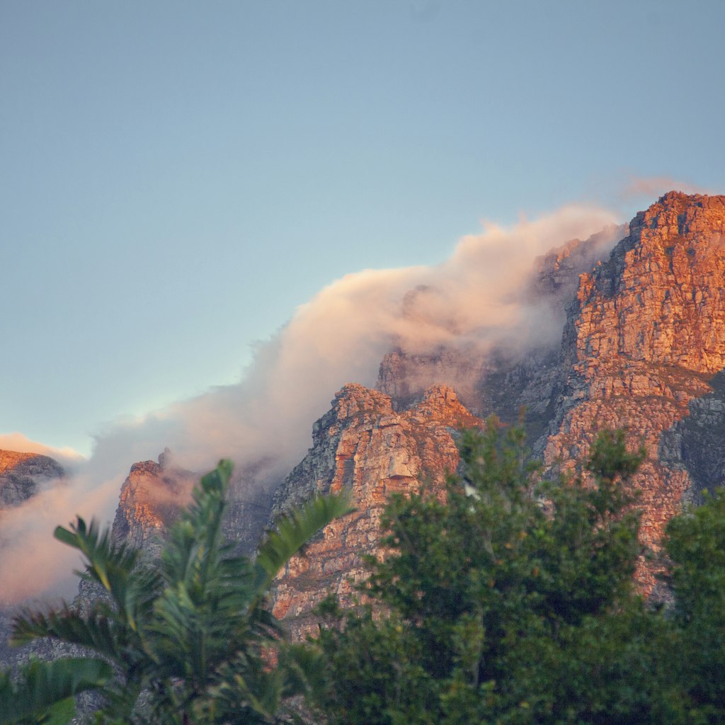 Table Mountain with Tablecloth of cloud at sunset, Cape Town, South Africa