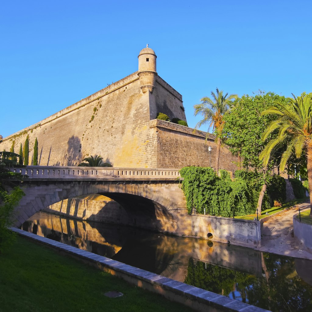 Spain, Balearic Islands, Palma de Mallorca, View of walls of Es Baluard