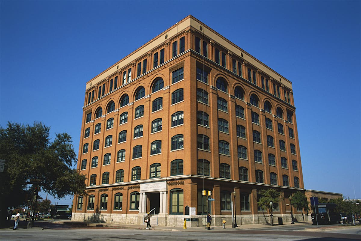 Dealey Plaza & the Grassy Knoll | Dallas, USA Attractions - Lonely Planet