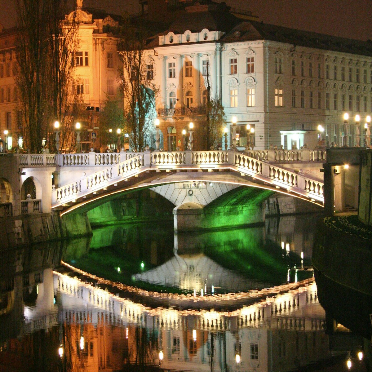 Triple Bridge, Central Pharmacy.