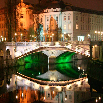 Triple Bridge, Central Pharmacy.