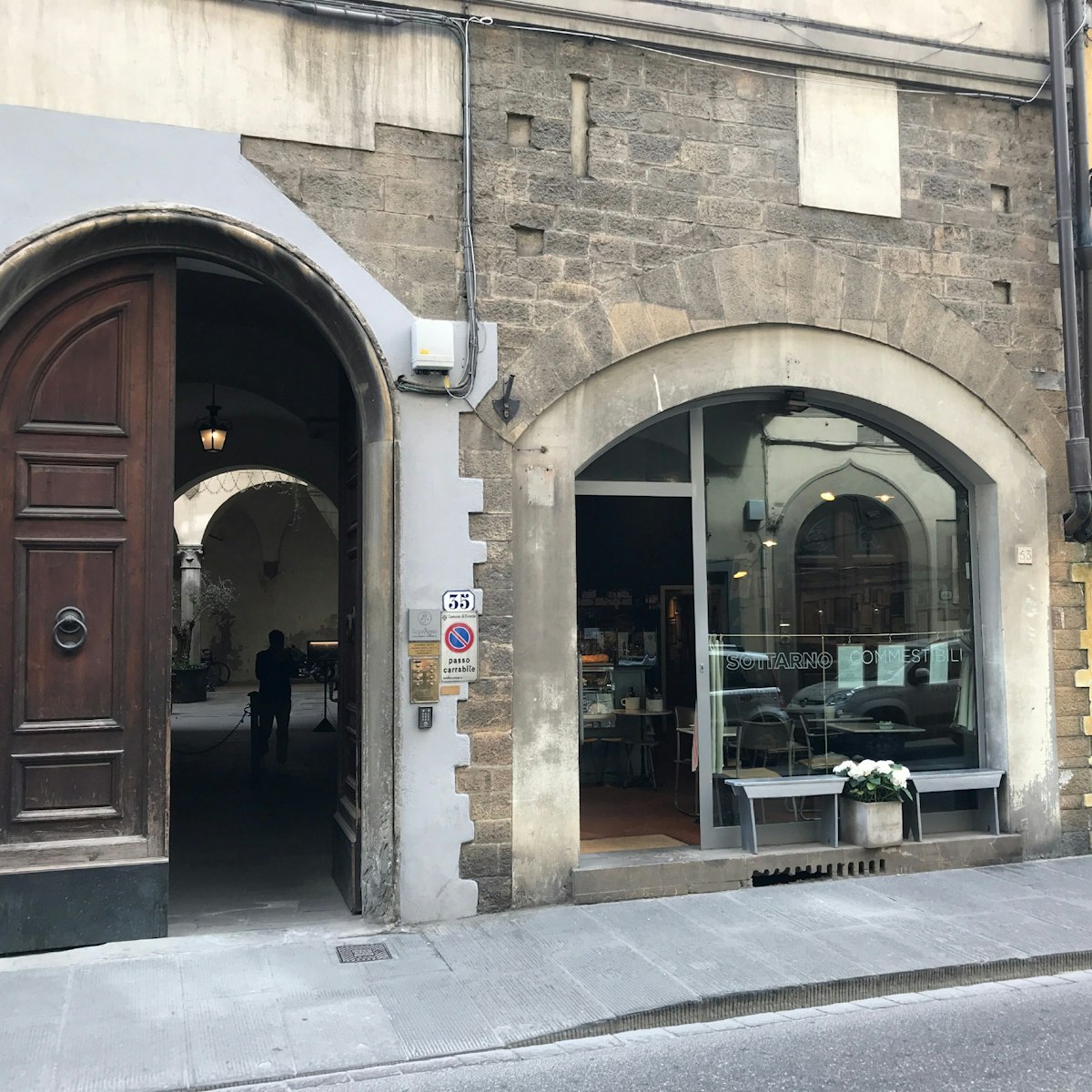 Restaurant entrance, SottArno.