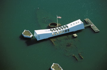 Hawaii, Oahu, Pearl Harbor, aerial over Arizona Memorial, ship right beneath surface.