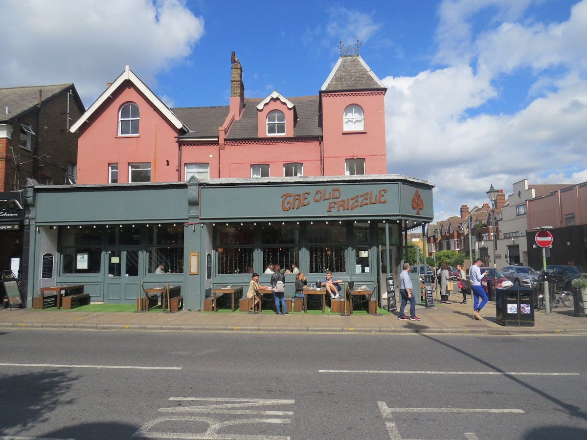 The exterior of The Old Frizzle in Wimbledon
