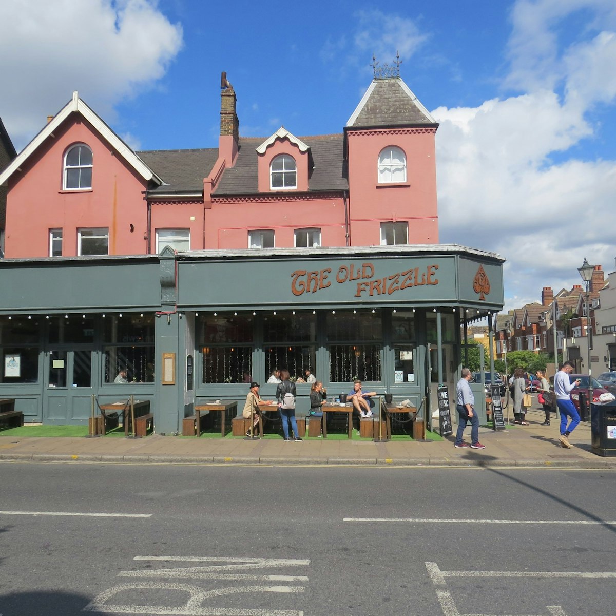The exterior of The Old Frizzle in Wimbledon