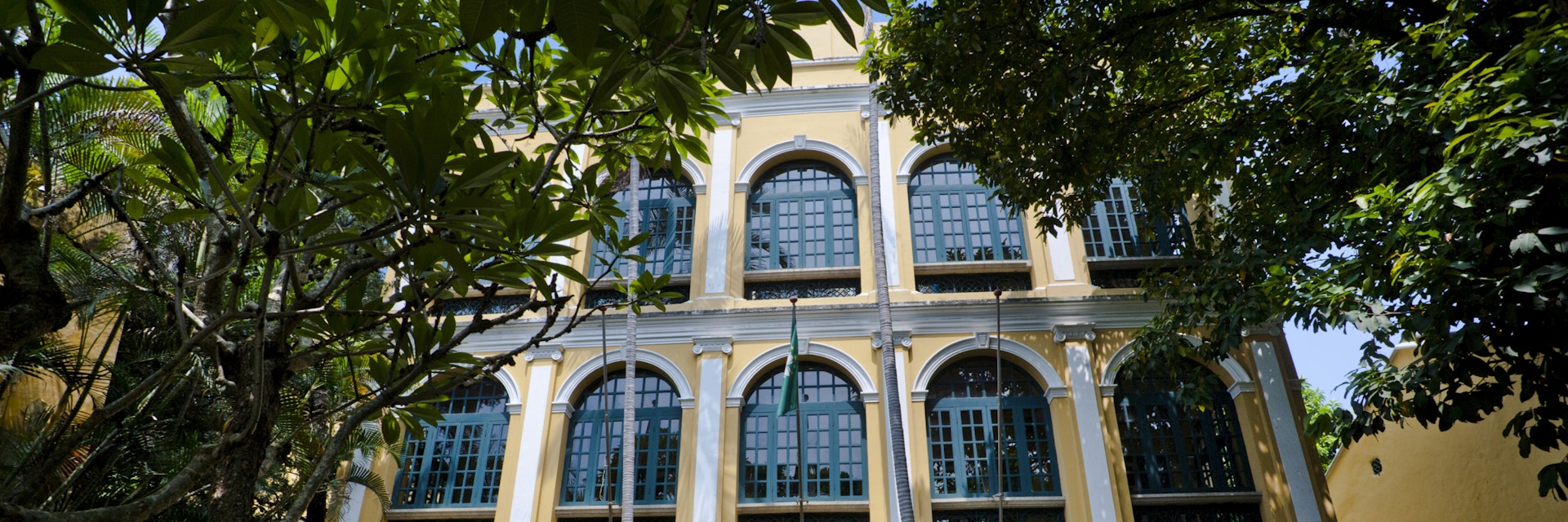 Sir Robert Ho Tung Library, three storey Macanese mansion, Santo Agostinho Square.