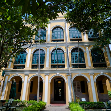Sir Robert Ho Tung Library, three storey Macanese mansion, Santo Agostinho Square.