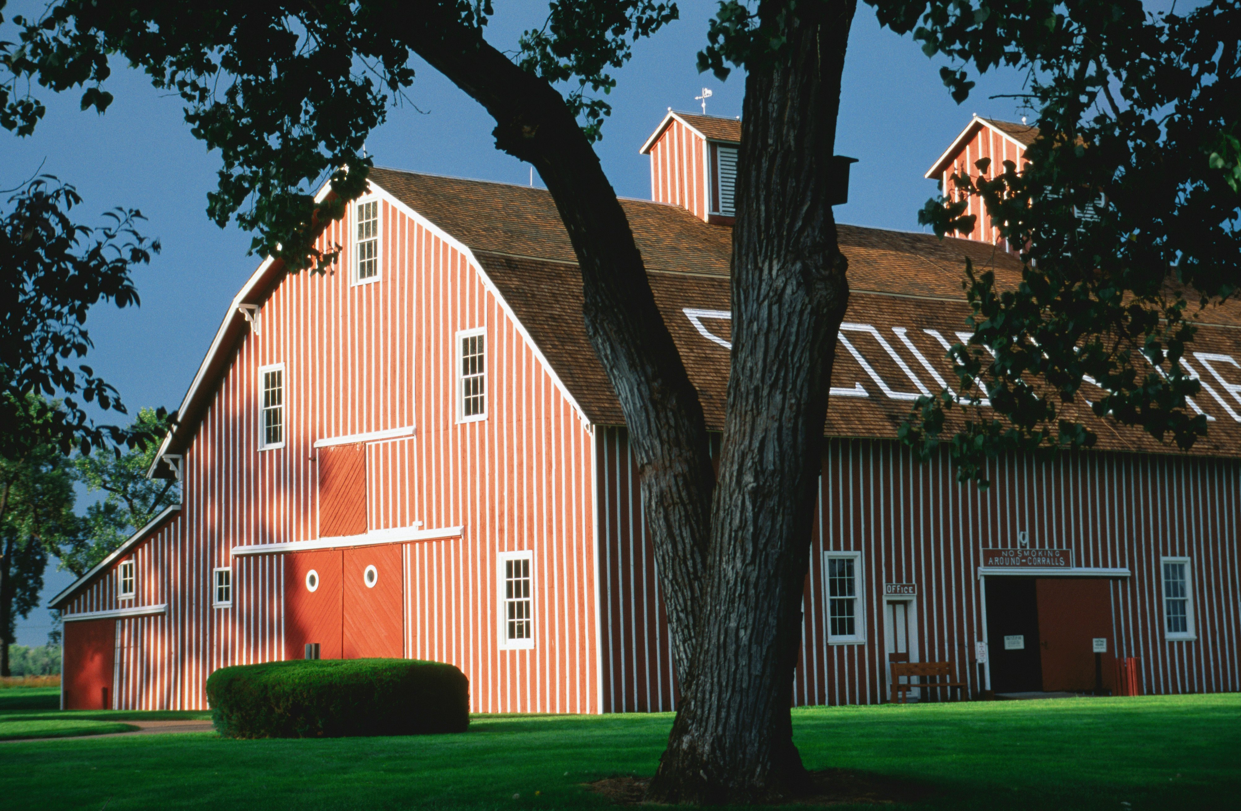Barn at Buffalo Bill Ranch.