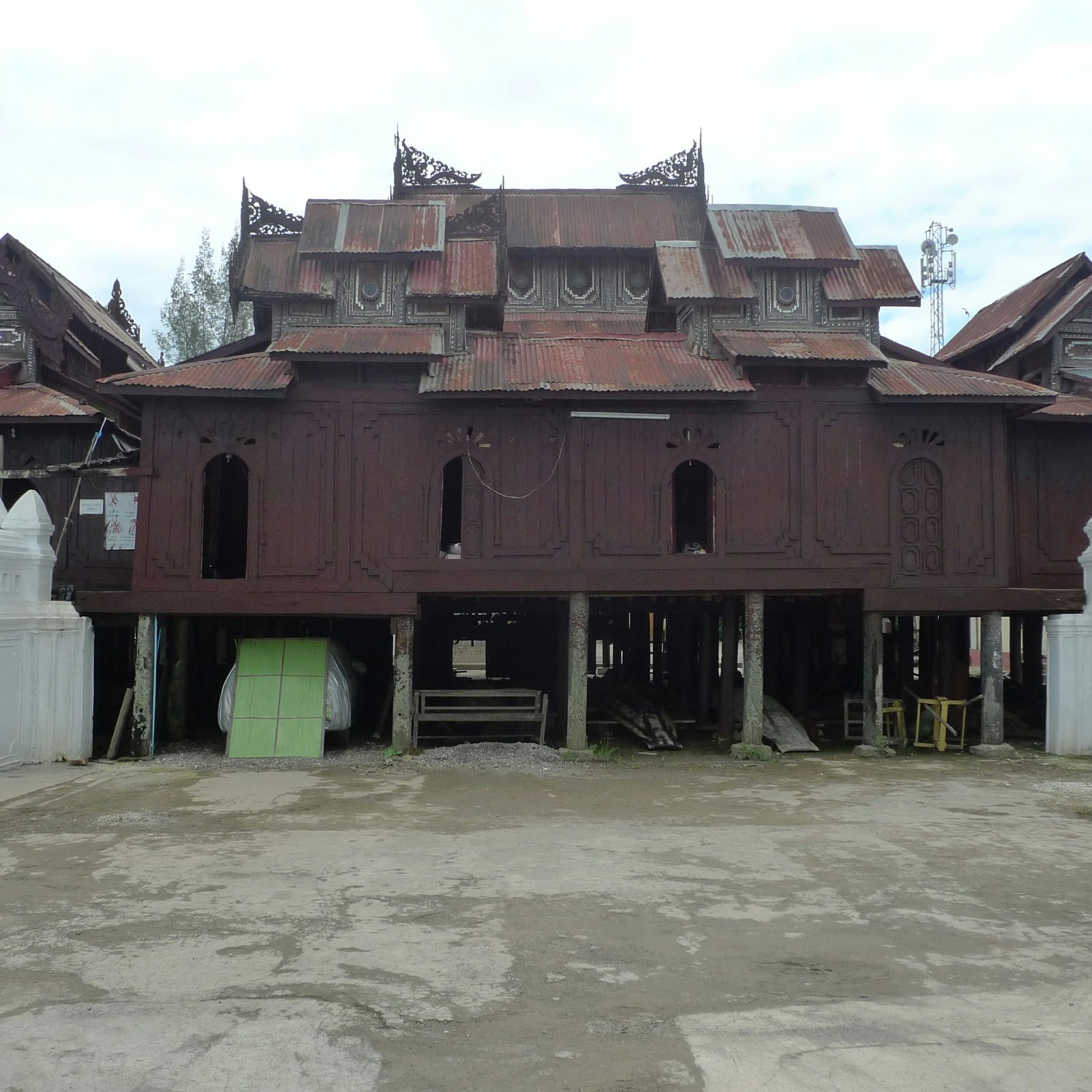 View of Shwe Yaunghwe Kyaung monastery