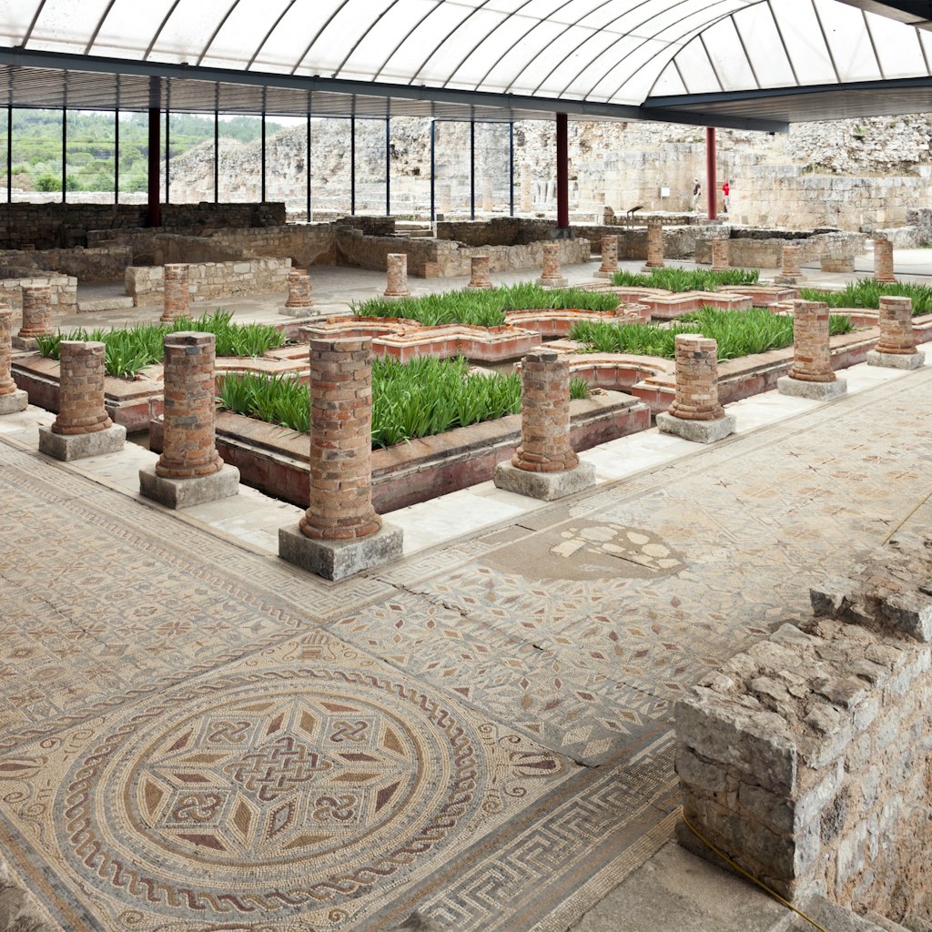 Roman ruins (House of fountains), Conimbriga