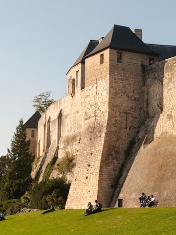 Caen Chateau, ramparts and bastions