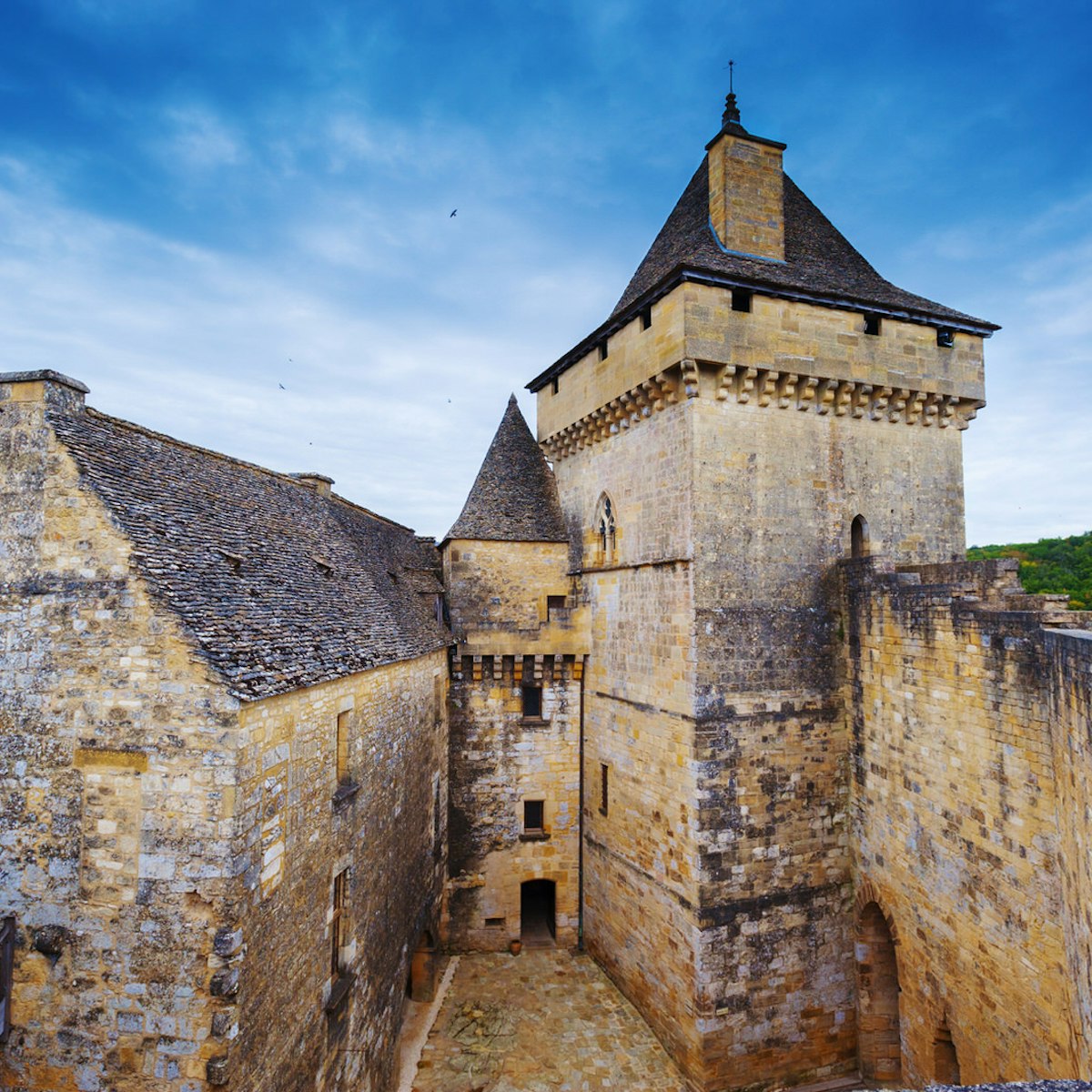 castle of castelnaud la chapelle dordogne perigord France; Shutterstock ID 131409035; Your name (First / Last): Emma Sparks; GL account no.: 65050; Netsuite department name: Online Editorial; Full Product or Project name including edition: Best in Europe POI updates