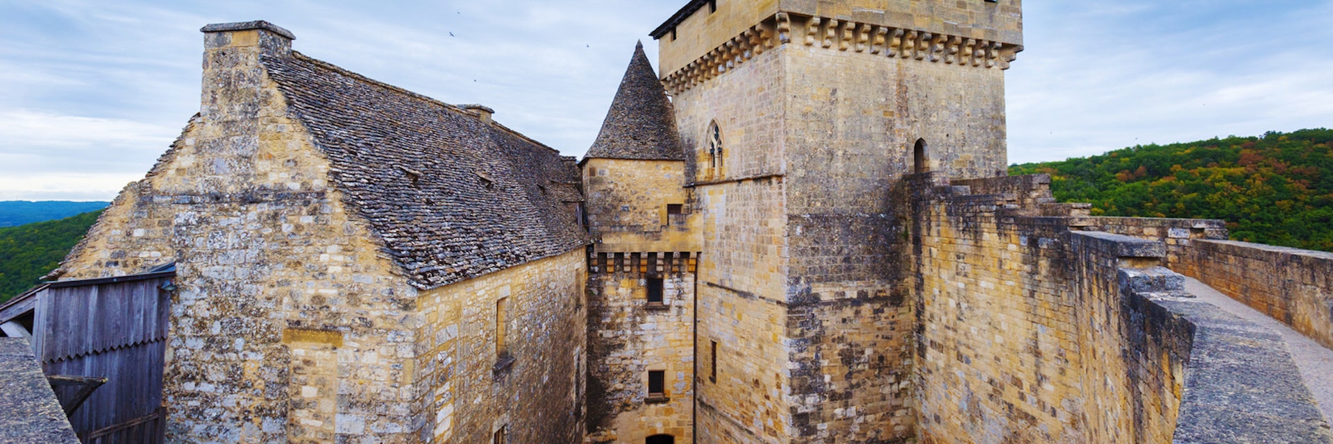 castle of castelnaud la chapelle dordogne perigord France; Shutterstock ID 131409035; Your name (First / Last): Emma Sparks; GL account no.: 65050; Netsuite department name: Online Editorial; Full Product or Project name including edition: Best in Europe POI updates