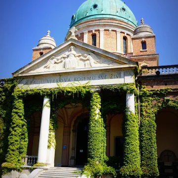 Mirogoj Cemetery