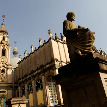 Holy Trinity Cathedral, Arat Kilo.
