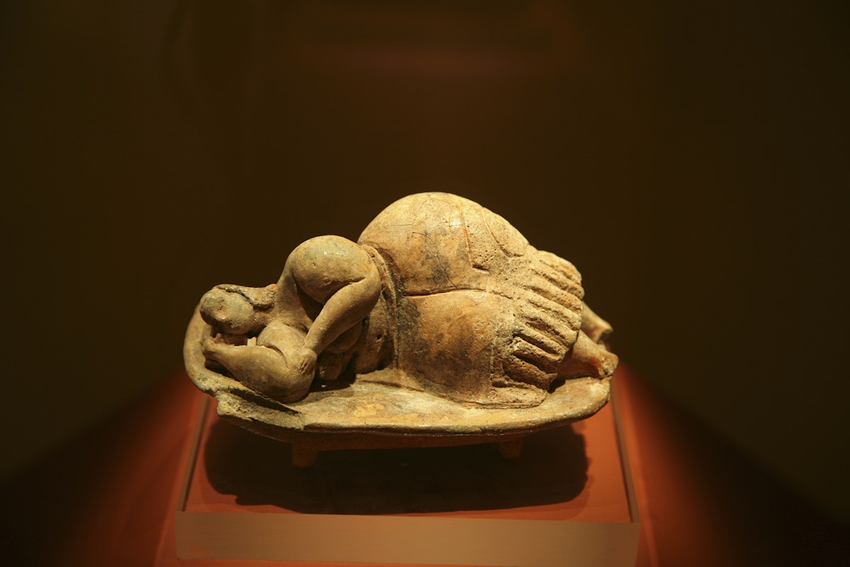 Sleeping lady statue, Museum of Archaeology, Valletta, Malta.