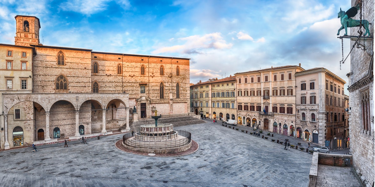 Panoramic view of Piazza IV Novembre, main square and masterpiece of medieval architecture in Perugia, Italy; Shutterstock ID 1043462140; Your name (First / Last): Anna Tyler; GL account no.: 65050; Netsuite department name: Online Editorial; Full Product or Project name including edition: destination-image-southern-europe