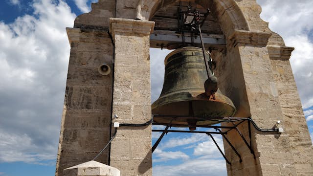 Bell at the top of El Miguelete.