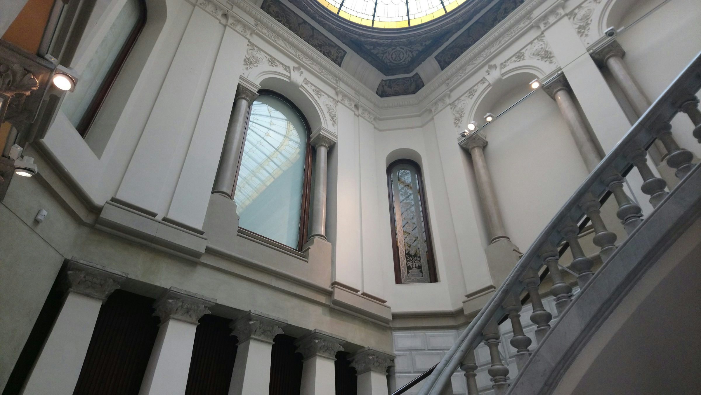 Exterior of the Sala Fundación MAPFRE