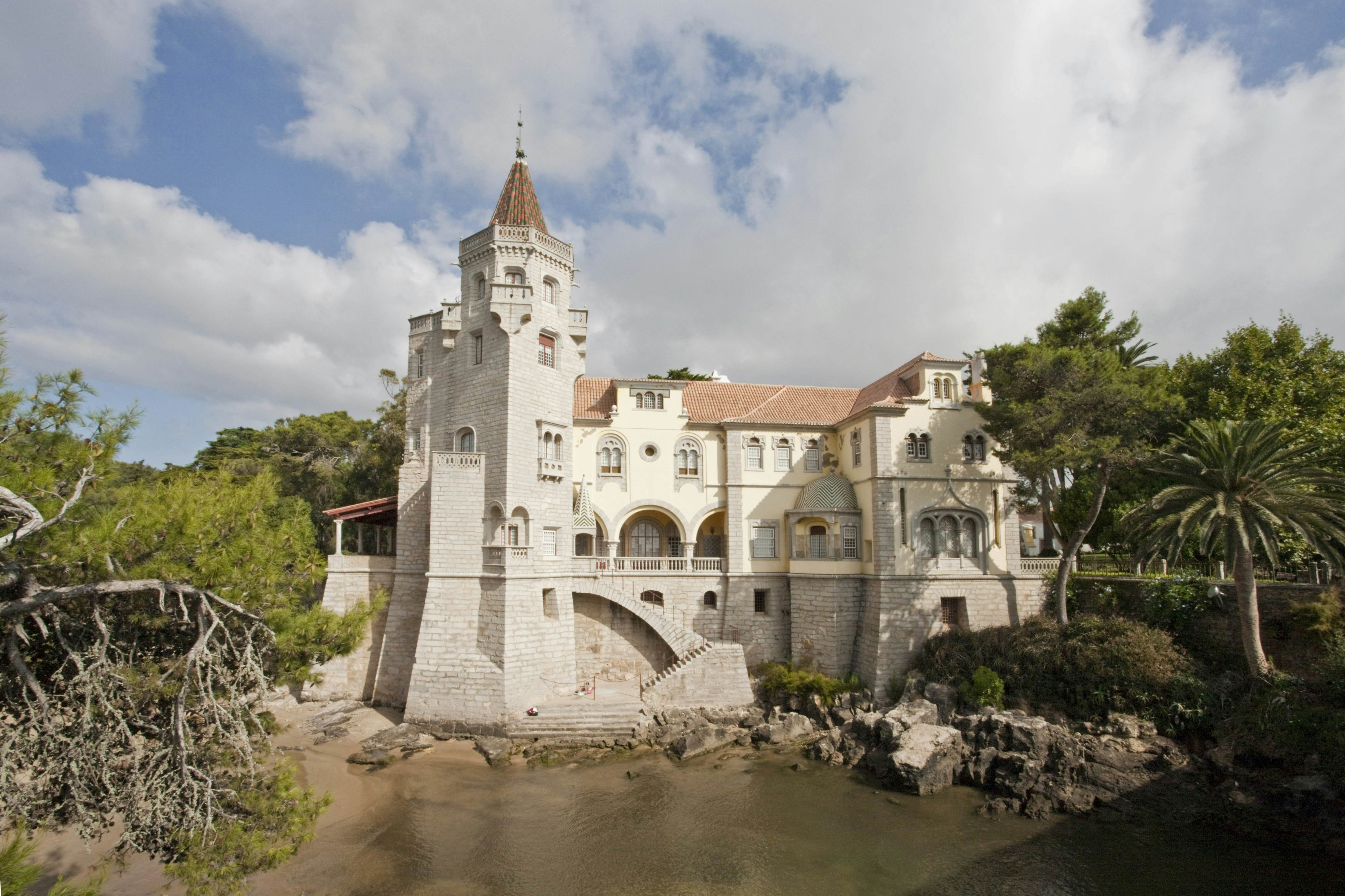 Portugal, Cascais, Conde Castro palace
